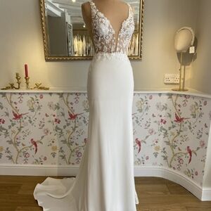 Daalarna Bridal Dress NWTGS